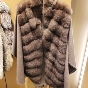 Meet your Posher, Vivian